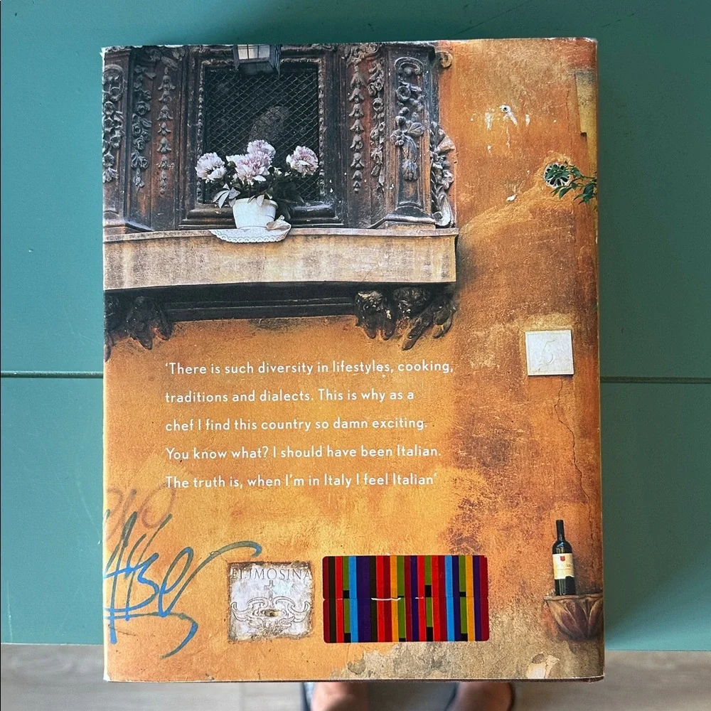 Jamie's Oliver Hardback  - Jamie’s Italy Cookbook Load of good photos /stories